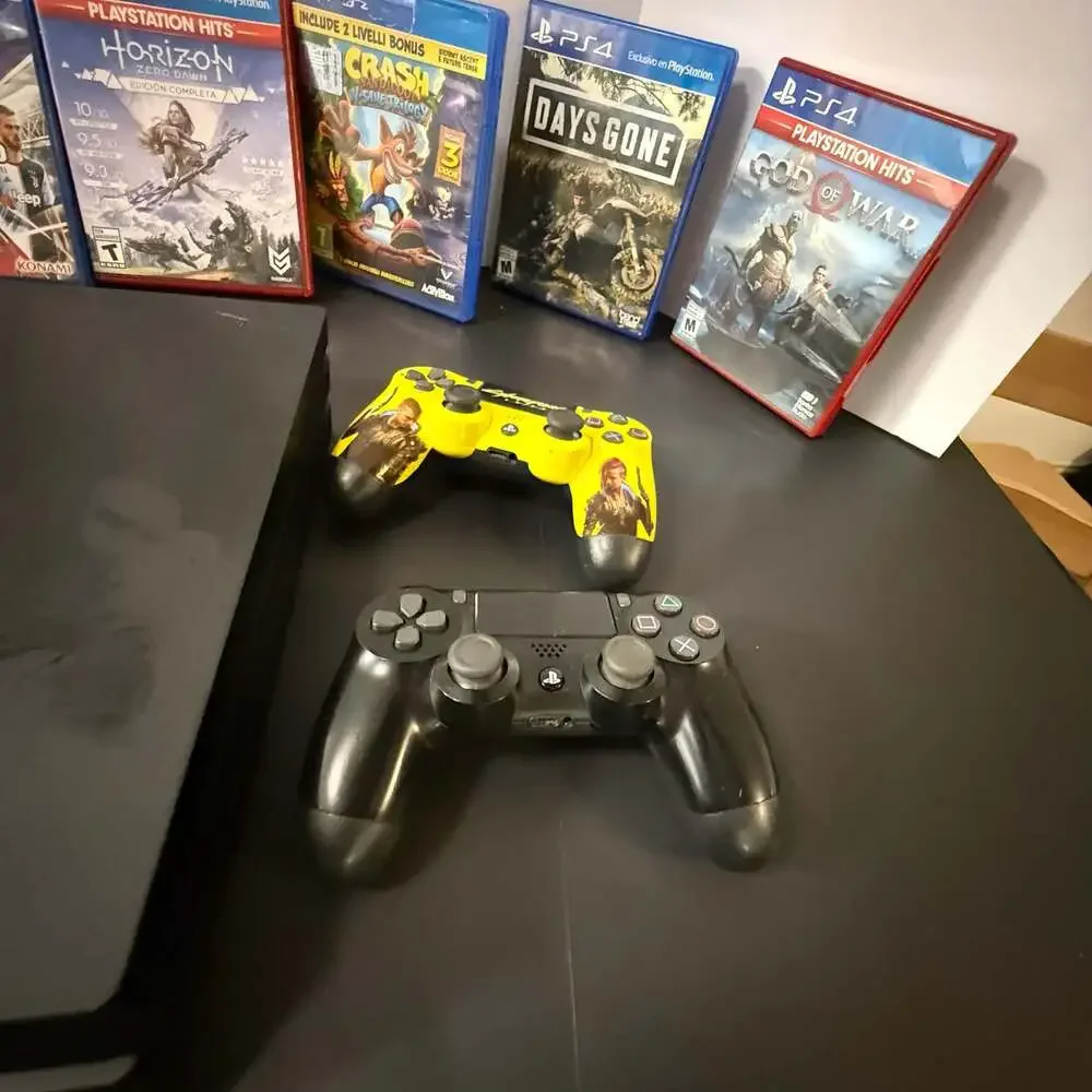 Sony PlayStation CUH-7015B 4 Pro 1TB‎ Console Bundle. Working - READ DESCRIPTION